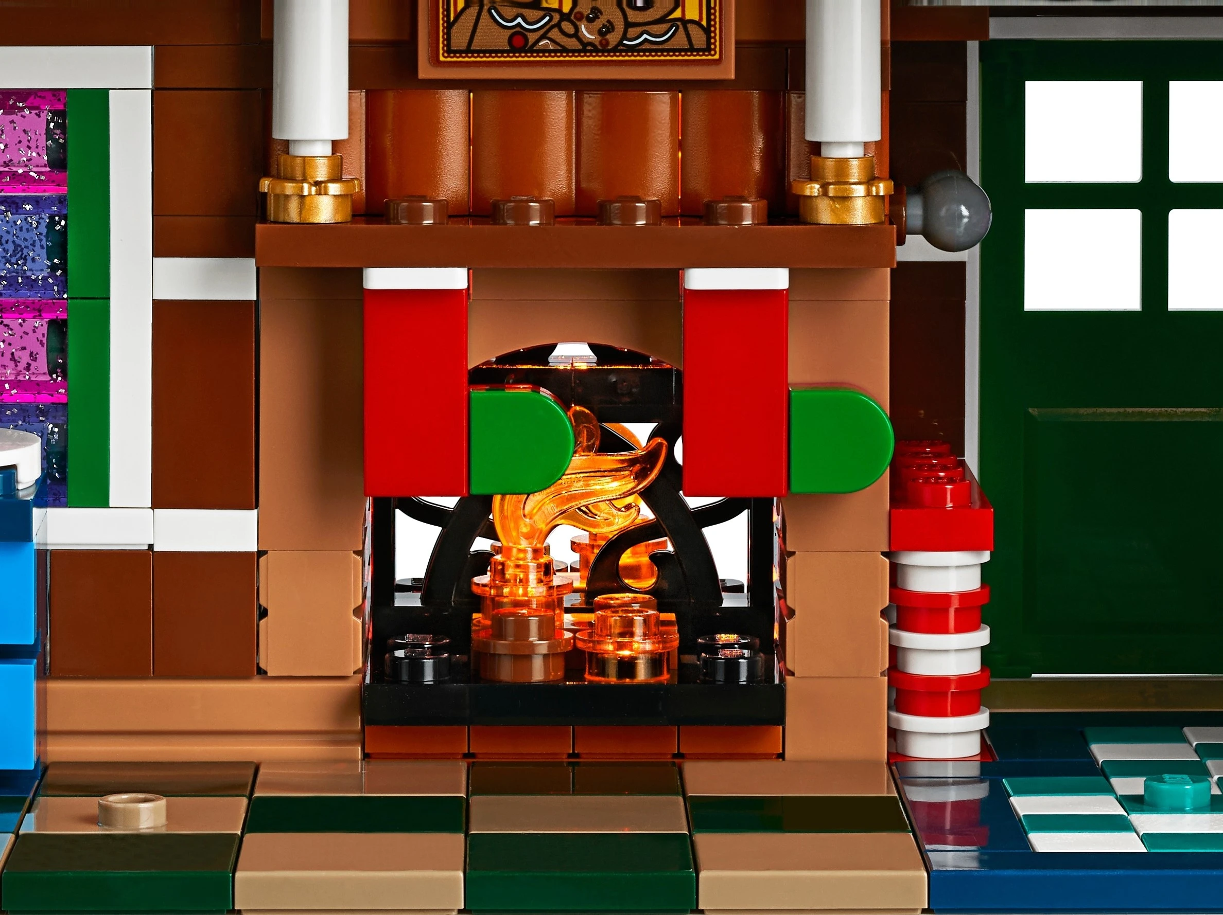 LEGO Gingerbread House 10267 Alt11