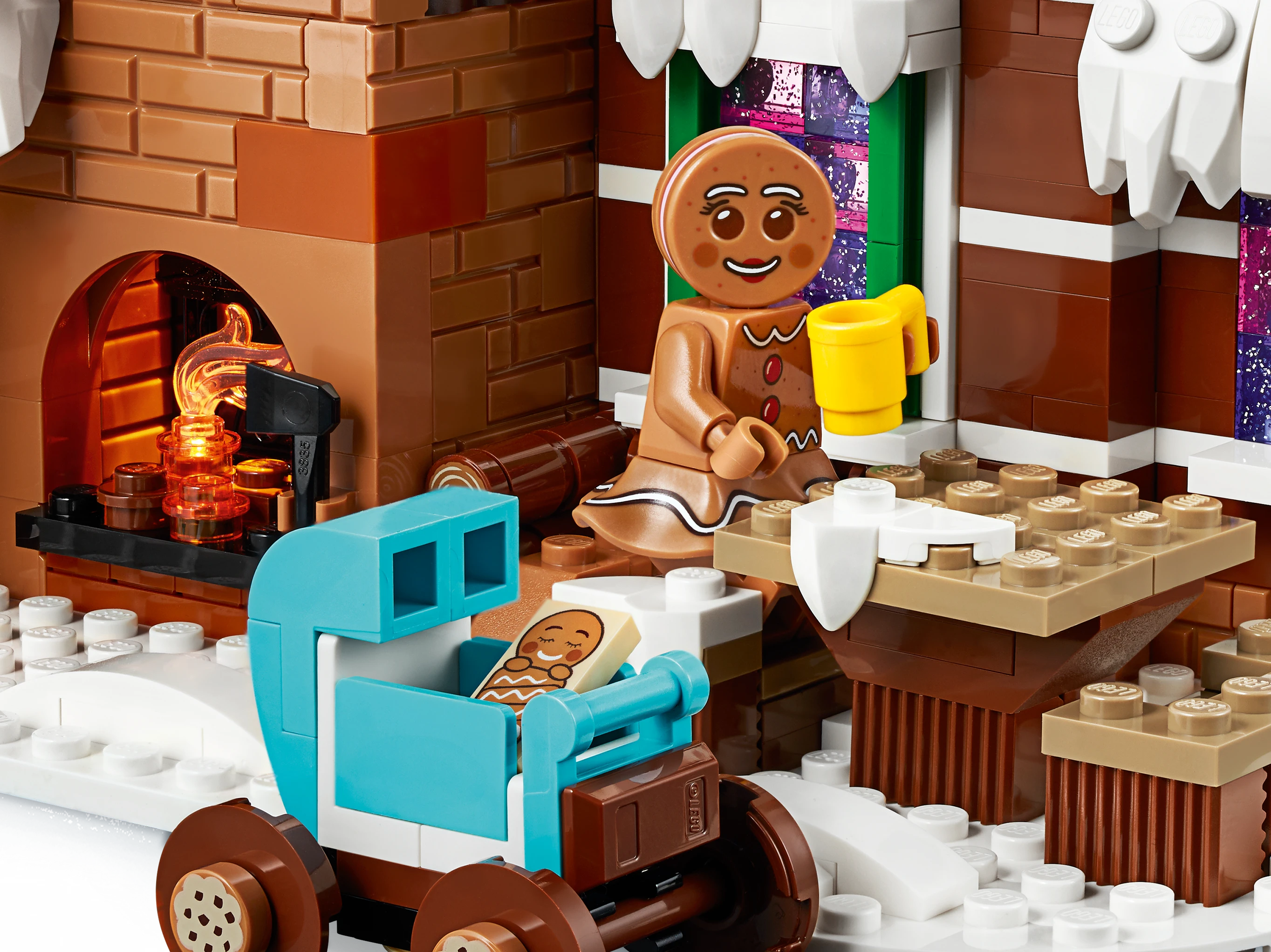LEGO Gingerbread House 10267 Alt14